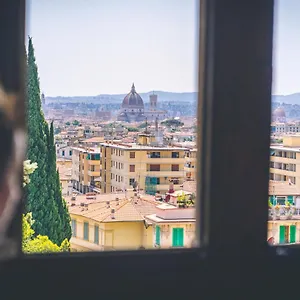  Appartamento Attico In Storica - Dolcevita Italia